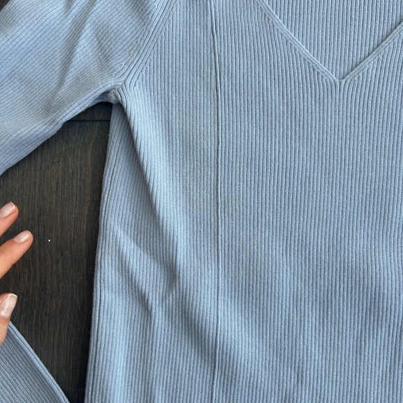 Hudson North Soft Blue V-Neck Sweater - Picture 3 of 8